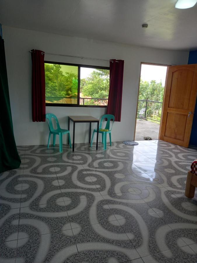 Happy Bear Moalboal Budget Rooms Esterno foto